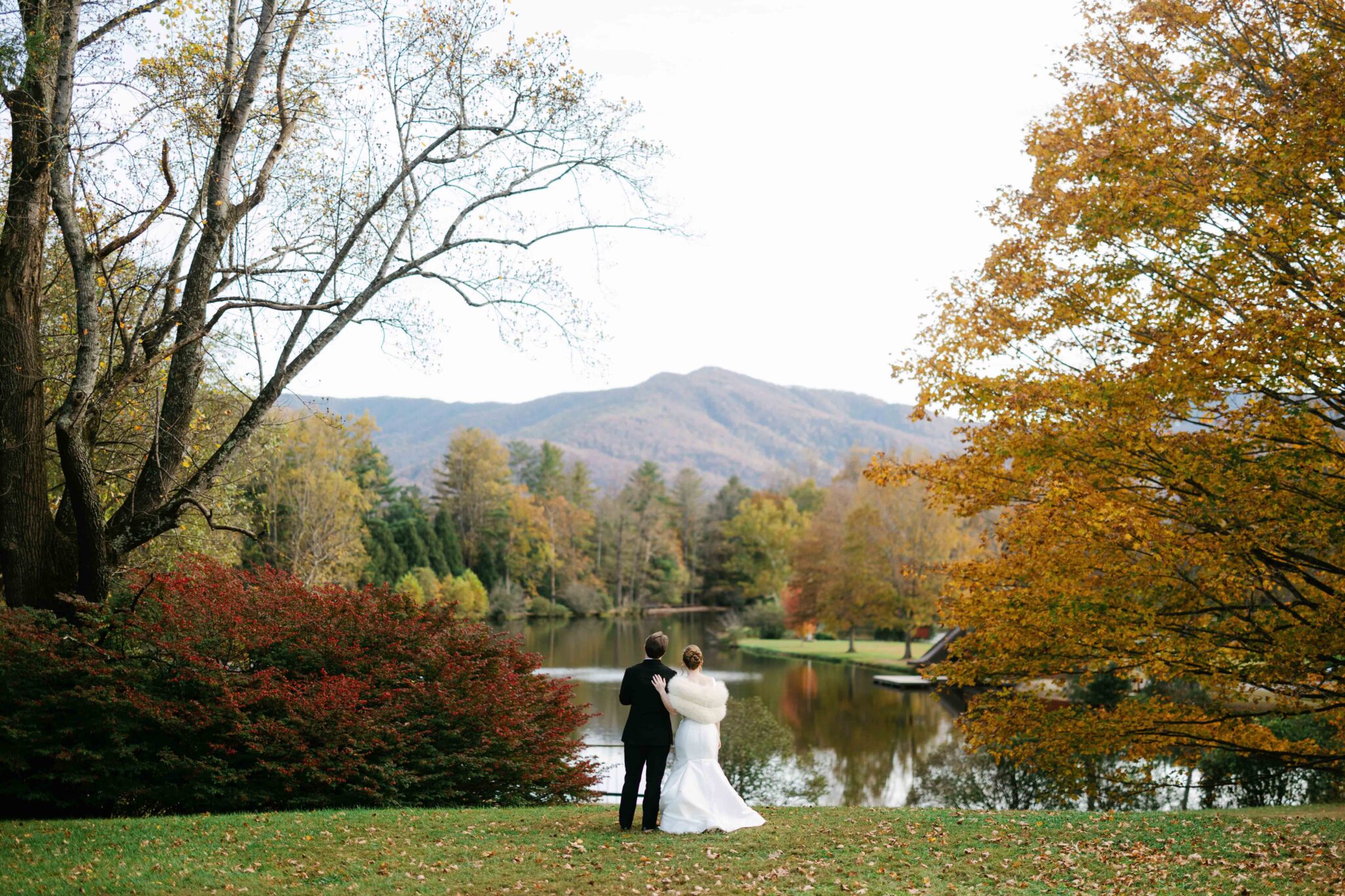 Lake Eden Retreat wedding photographer