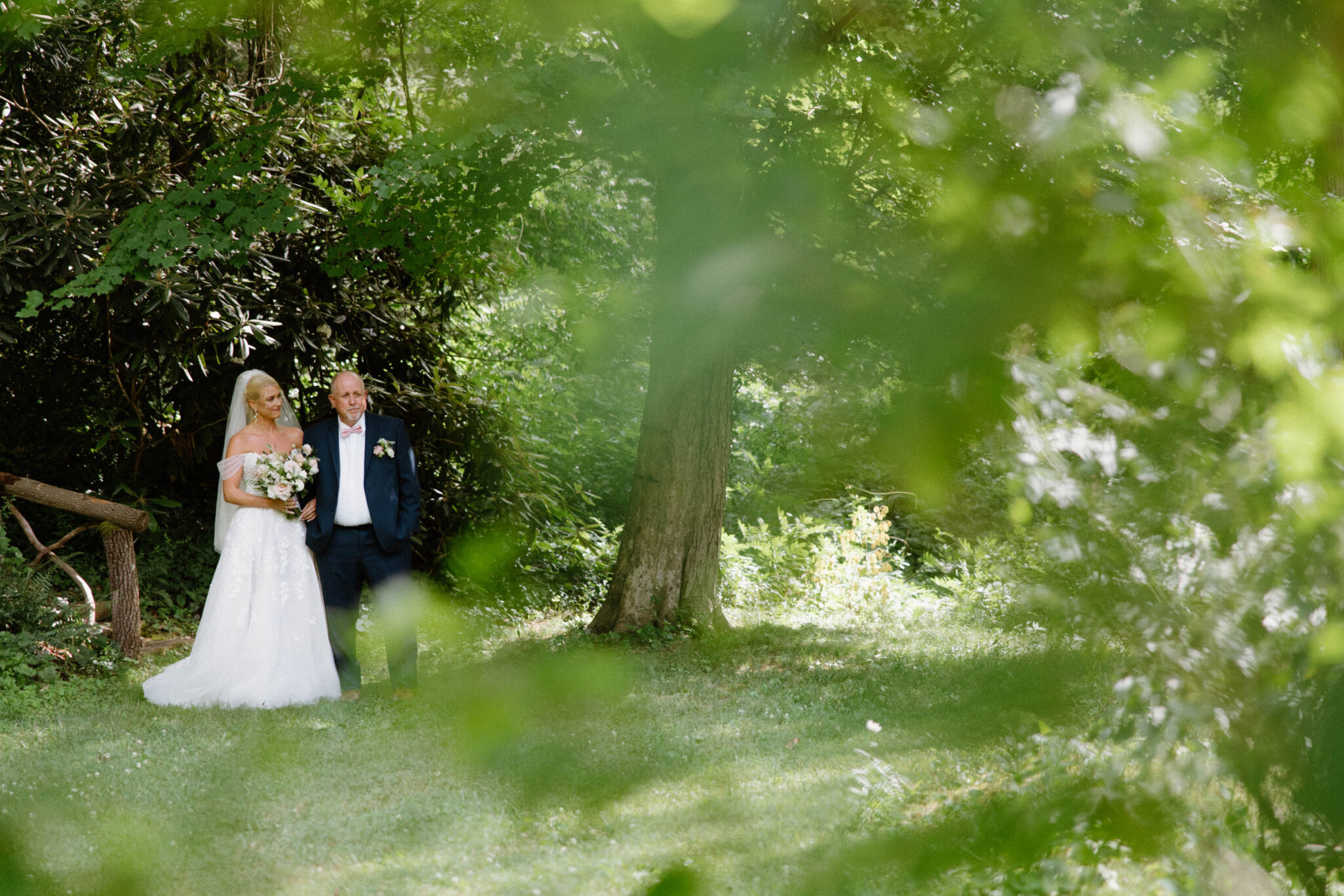 Bride walking down the isle with father at Douglas Ellington House