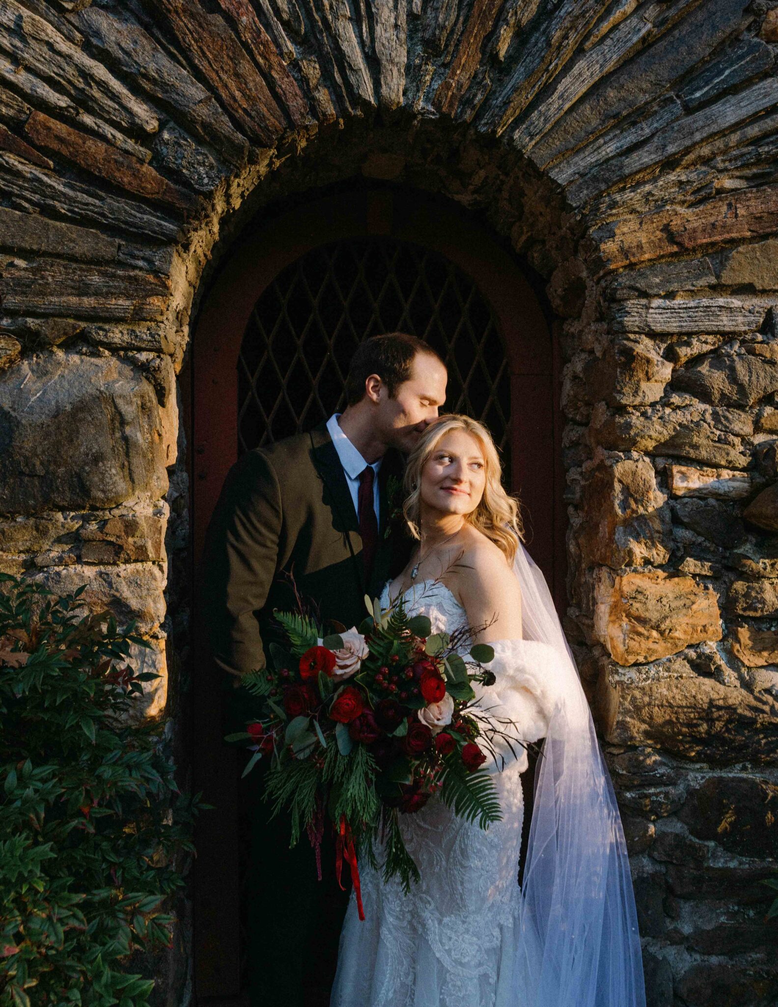 bride and groom outside in the sun at douglas ellington house