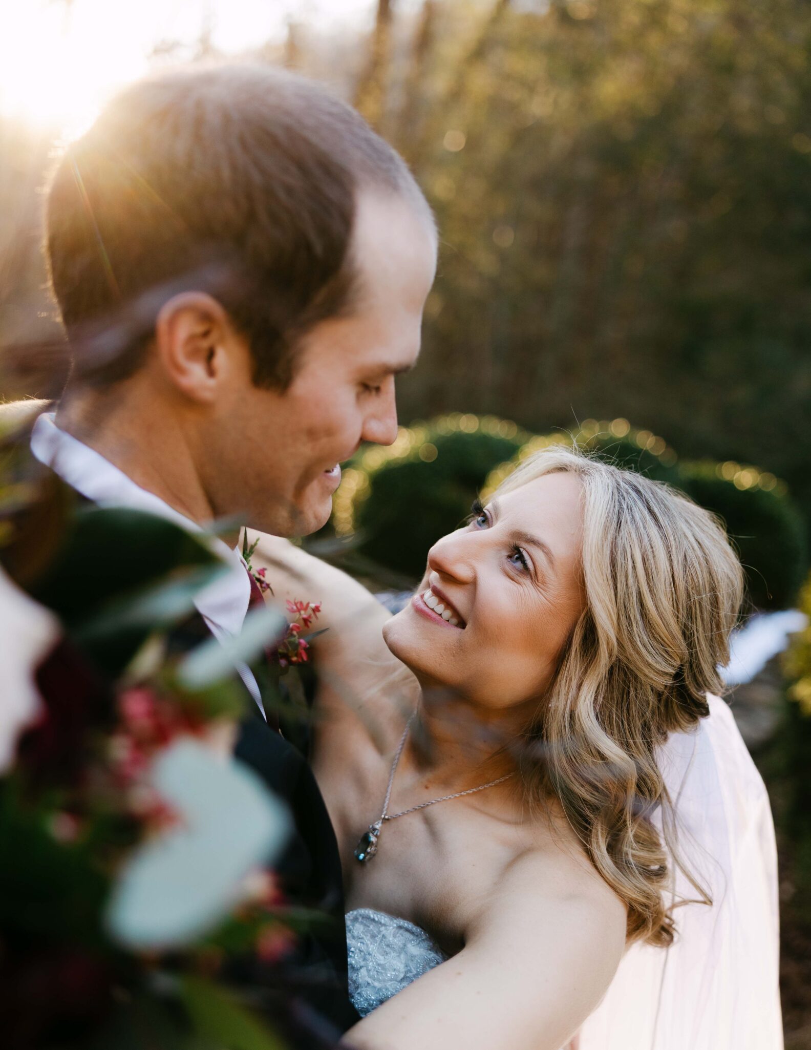 bride and groom outside in the sun at douglas ellington house